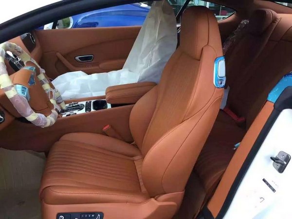 16款賓利歐陸GT現(xiàn)車 V8S極速引擎新配置-圖5