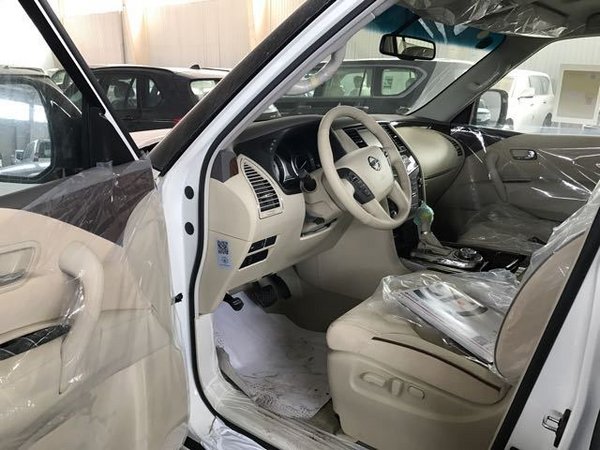 2017款尼桑途樂4.0L現(xiàn)車 零首付分期特購-圖7