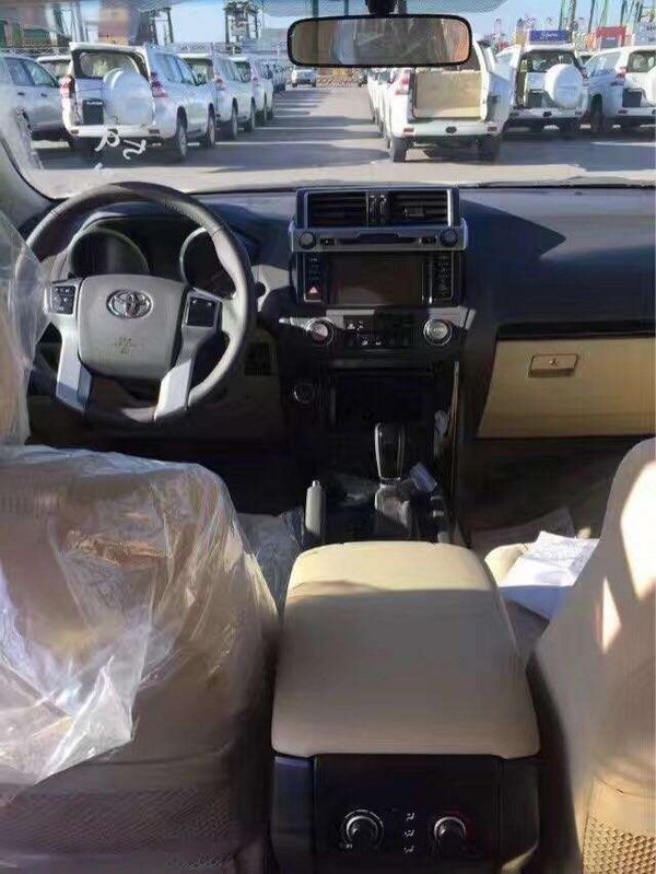 17款豐田霸道4000新車熱銷 批量直降萬元-圖5
