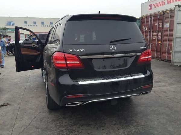 17款奔馳GLS450現(xiàn)車 七座大空間實(shí)力降價(jià)-圖3