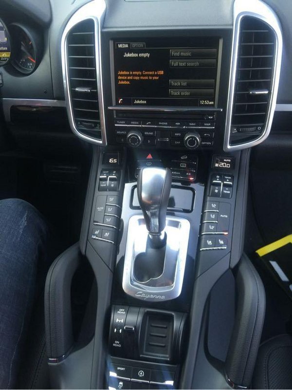 保时捷卡宴高颜值SUV 震撼底价备受瞩目-图5