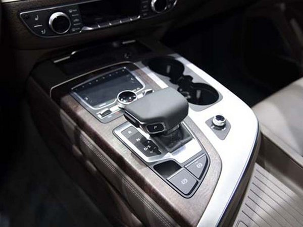 2016款奥迪Q7高端舒适 平行进口驾豪车-图6