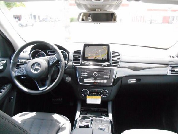 17款奔馳GLS450現(xiàn)車99萬 平行進(jìn)口降價了-圖4
