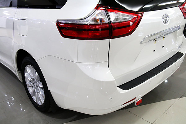 2016款豐田塞納現(xiàn)車 精硺內(nèi)艙MPV優(yōu)惠促-圖3