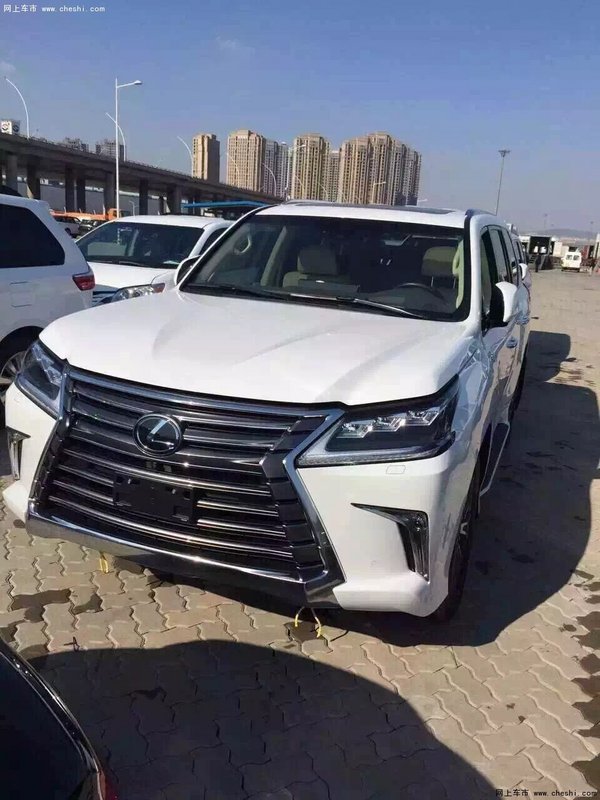 16款雷克萨斯LX570价格 凌志现车随时提-图5