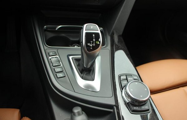 动力就像存款  试驾BMW330LI-图4