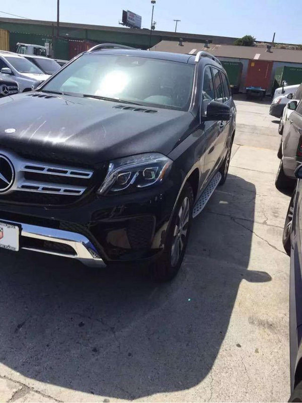 17款奔驰GLS450分期贷款 八月特价暖心田-图3