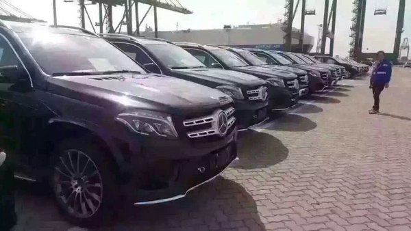 2017款奔馳GLS450現(xiàn)車 103萬出廠價惠享-圖2