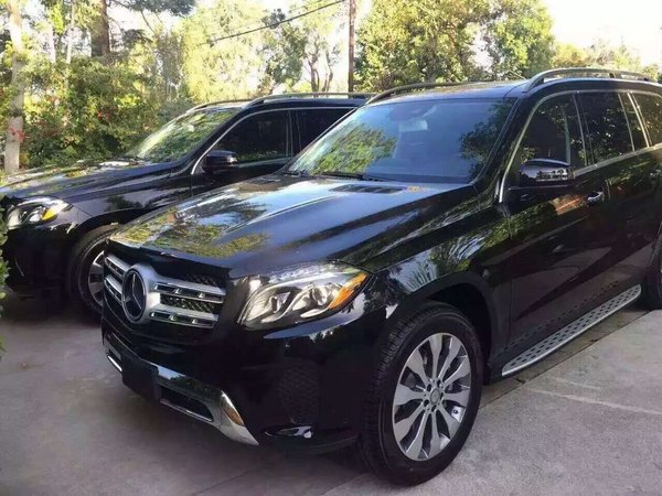 2017款奔馳GLS450 現(xiàn)車銷售驚喜爆惠秒殺-圖2