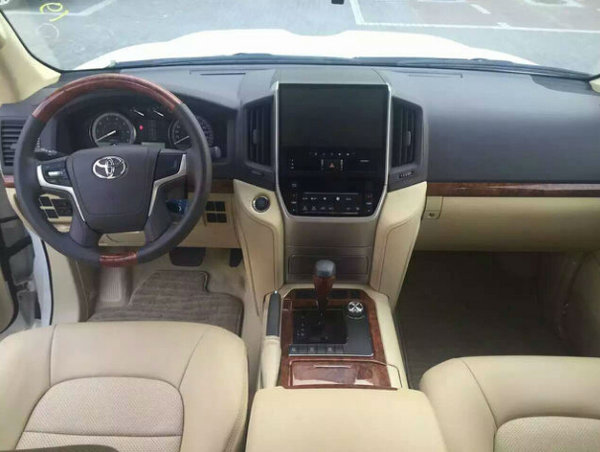 2016款酷路泽4000现车已到店 热销中-图7