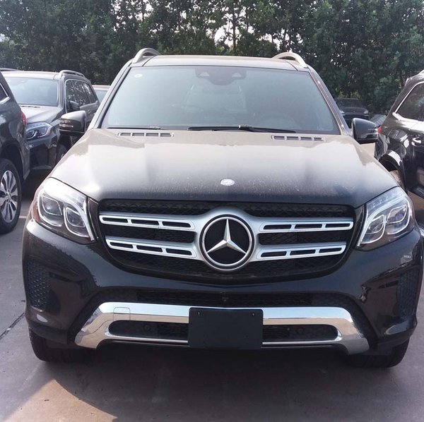 17款奔馳GLS450現(xiàn)車 返利105萬底降回饋-圖2