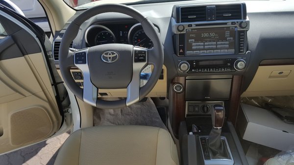 2017款丰田霸道4000中东版VX 本月销量王-图6