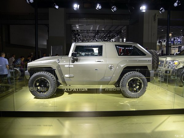 2017款乔治巴顿战剑现车 王牌越野108万-图4