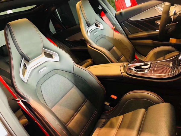 2018款奔驰E43上市 奔驰新成员王者之星-图7
