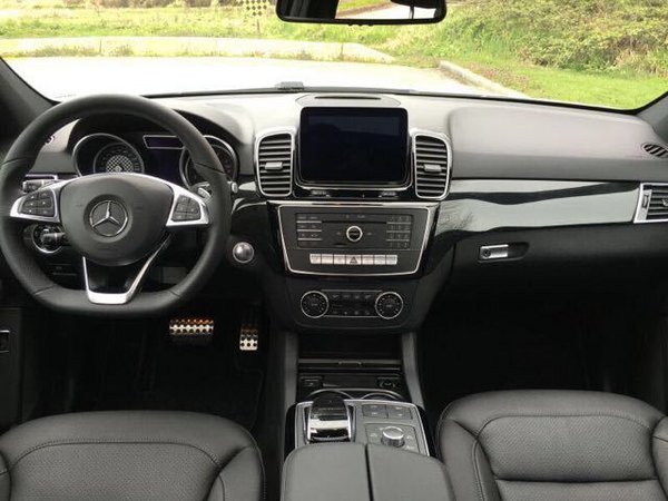 2016款奔驰GLE450AMG 浓厚时尚运动气息-图5