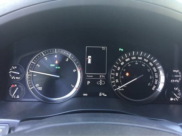 16款雷克薩斯LX570中東版 港口降價過萬-圖5