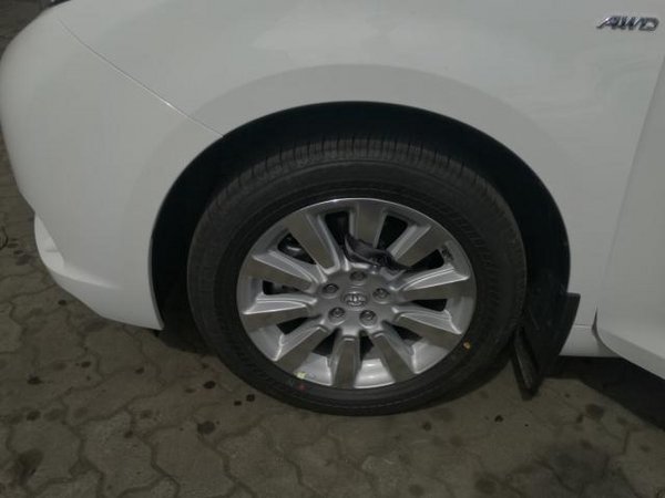 17款豐田塞納四驅(qū)現(xiàn)車 年底塞納降價(jià)沖刺-圖7