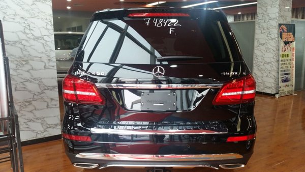2017款奔馳GLS450現(xiàn)車 爆促港口金秋特降-圖3