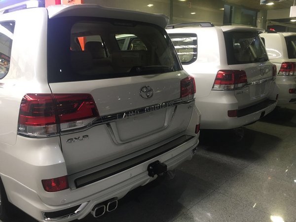 95萬裝配升級(jí)陸巡SUV 17豐田酷路澤4000-圖3