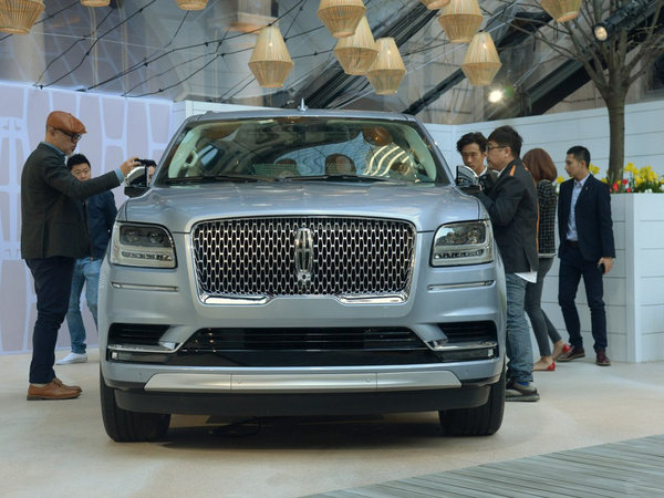 18款林肯领航员 越野新款全配升级惠到底-图2