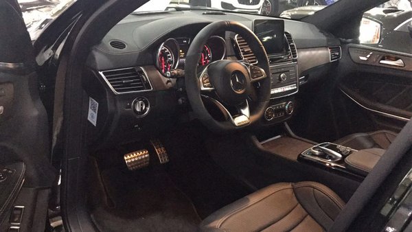 17款进口奔驰GLS63 顶尖七座SUV价格对比-图7