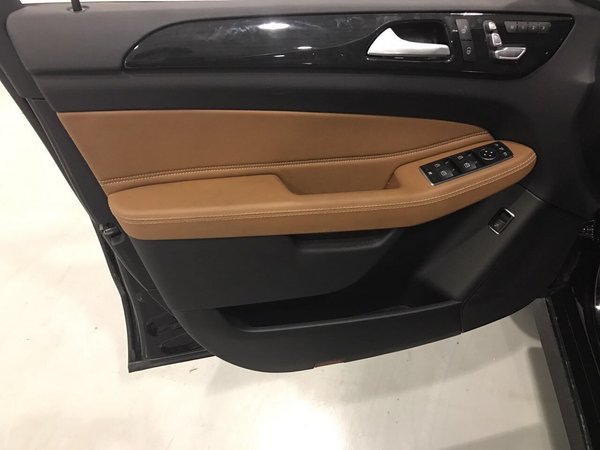 17款奔驰GLE43AMG 高性能SUV品牌越野车-图5