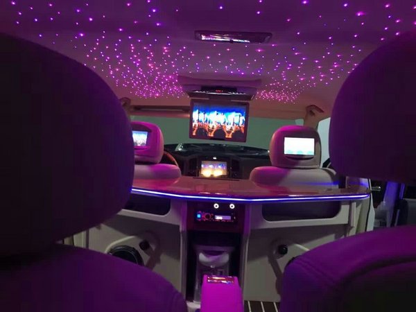 港口16款豐田酷路澤4000 頂級(jí)改裝V6行情-圖8