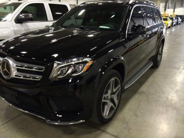 17款奔馳GLS450現(xiàn)車入港 首批優(yōu)惠超值購-圖2