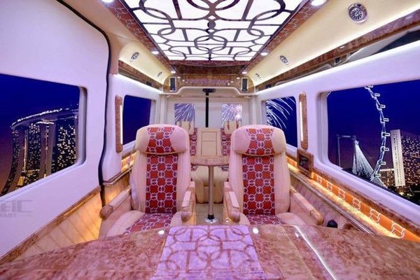 奔驰斯宾特豪华商务房车北京品鉴中心-图3