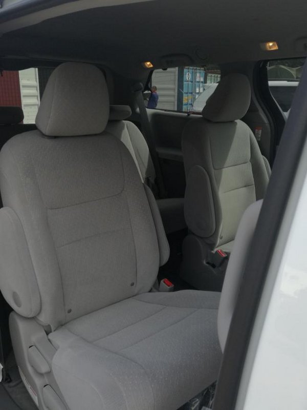 豐田塞納四驅(qū)3.5L原裝 商務(wù)車價(jià)格47.5萬(wàn)-圖6