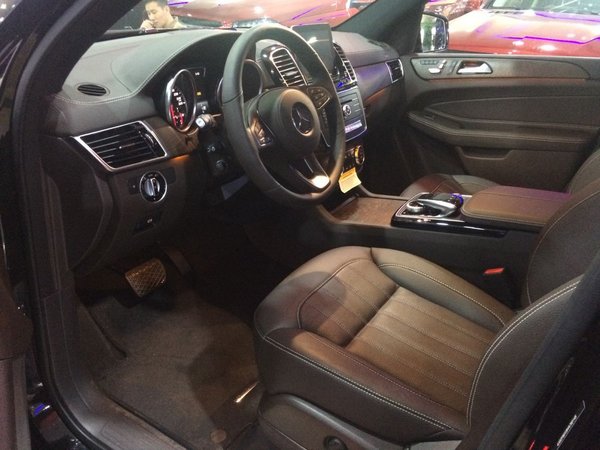17款奔馳GLS450報(bào)價(jià) 雙12新規(guī)則再創(chuàng)奇跡-圖5
