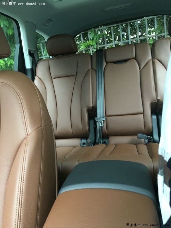16款奥迪Q7现车2.0T 按揭购车划算无压力-图4