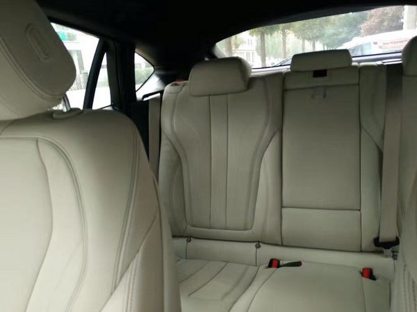 2016款宝马X6M豪华版 新驾入港惠降体验-图6