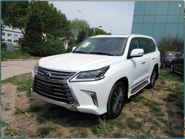 2016款雷克萨斯LX570  彭湃贯穿凌志传奇-图6