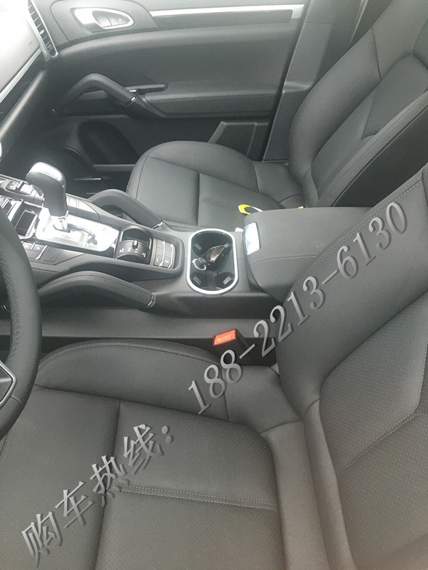 2016款保時(shí)捷卡宴現(xiàn)車(chē) 月末特賣(mài)價(jià)格降底-圖5