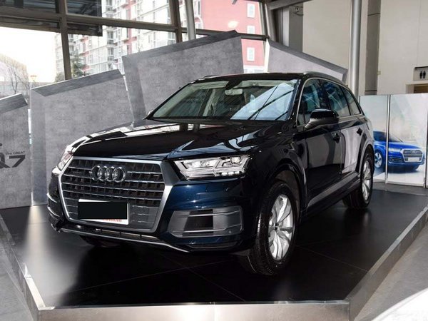 奥迪Q7现车3.0T售价64万怦然心动的价格-图4