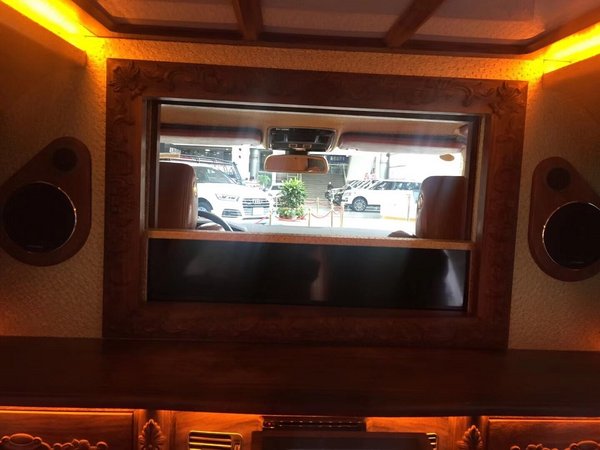 全球最强悍的路虎揽胜皇家一号 现车问世-图7