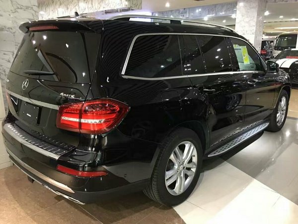 2017款奔馳GLS450現(xiàn)車 低降作戰(zhàn)領(lǐng)軍前行-圖3