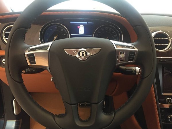 2017款宾利飞驰4.0T-V8 完美价格特惠购-图5