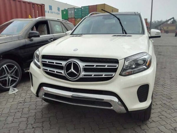 新一批GLS現(xiàn)車到港 17款奔馳GLS450價格-圖3