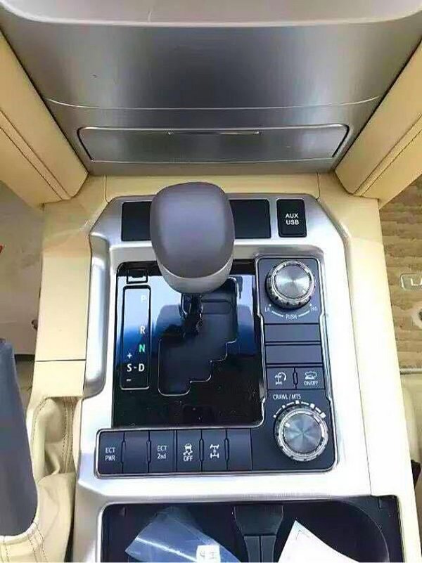 V8丰田酷路泽5700EXR中东 99.8万低价售-图5