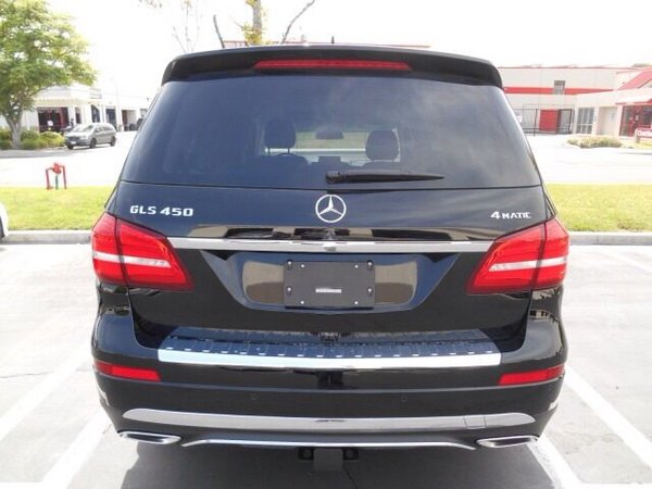 奔馳GLS450提車流程導(dǎo)購 17款GLS450價格-圖3