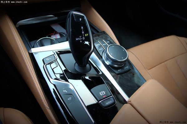 王者的对决 全新BMW 5系强势来袭-图13