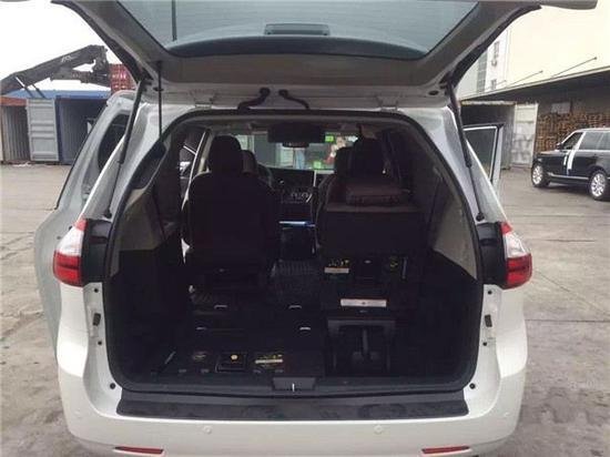 17款丰田塞纳展位现车 两驱加版给力降价-图7