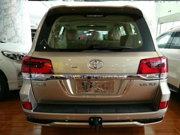 16款丰田酷路泽5700 彪悍硬朗V8陆巡批发-图3