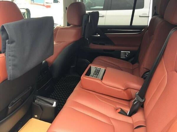 2016款雷克萨斯LX570 凌志越野低价上演-图5