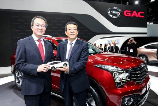 广汽传祺GS7全球首发与国际品牌同台竞技-图2