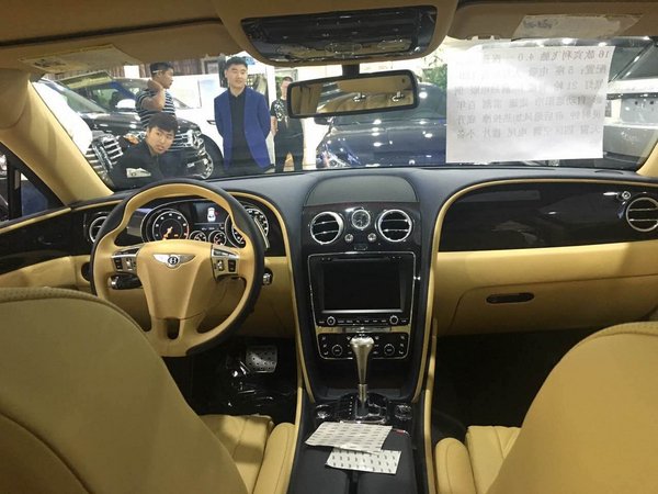 2016款宾利飞驰4.0T 惠动V8降价飞驰冠销-图5