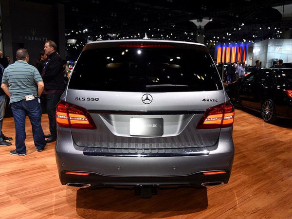 2017款奔馳GLS550  GLS級熱銷背后的原因-圖4