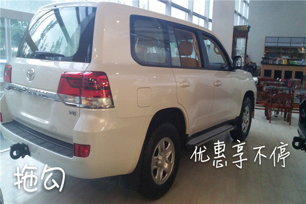 16款豐田酷路澤4000現(xiàn)車 丐版改裝對比圖-圖3